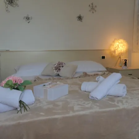 Luna * Castelvetro di Modena