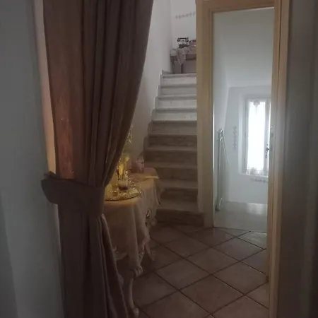 Luna Bed and Breakfast *