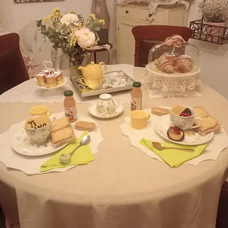 Luna Bed and Breakfast